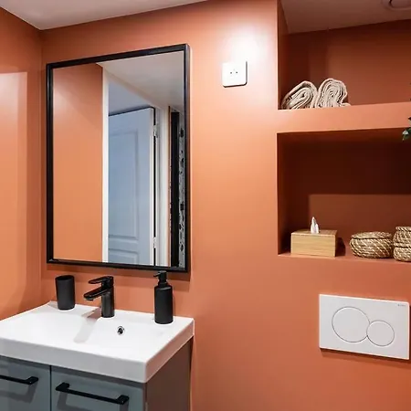 Pavillon Eden - L'ecrin - Le Marais Apartment *