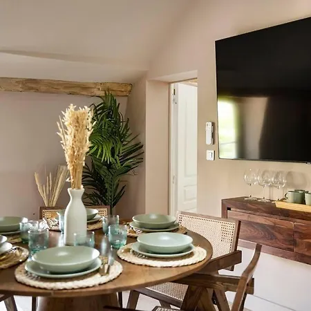 Pavillon Eden - L'ecrin - Le Marais Apartment *